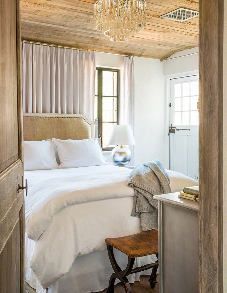 Small Bedroom Ideas That Prove Cozy Spaces Can Be Beautiful