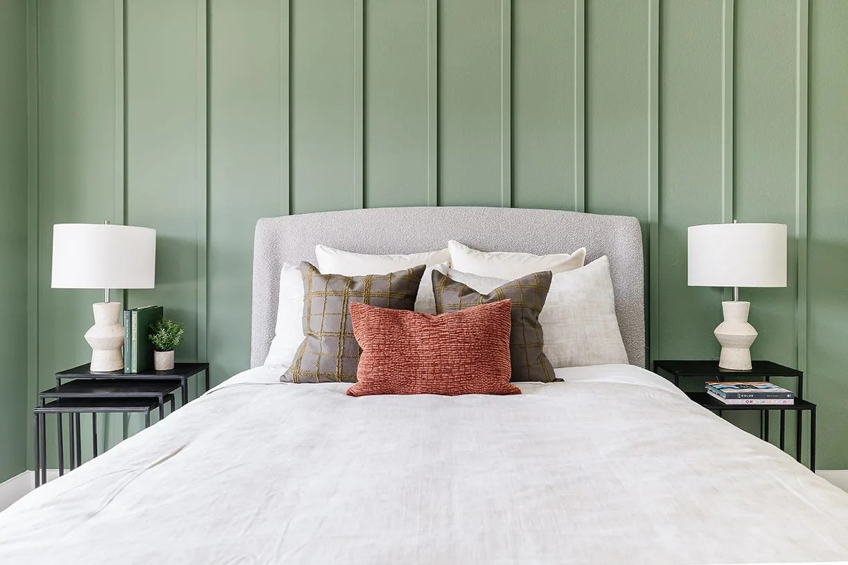 These Dreamy Sage Green Bedroom Layouts Will Make You Feel Serene