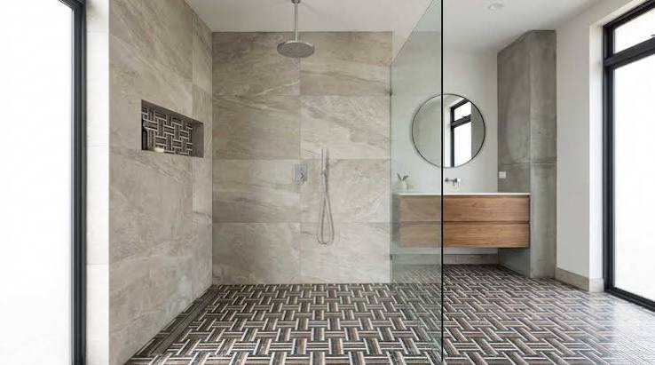 Walk-In Shower Tile Ideas Houston Homeowners Love in 2026