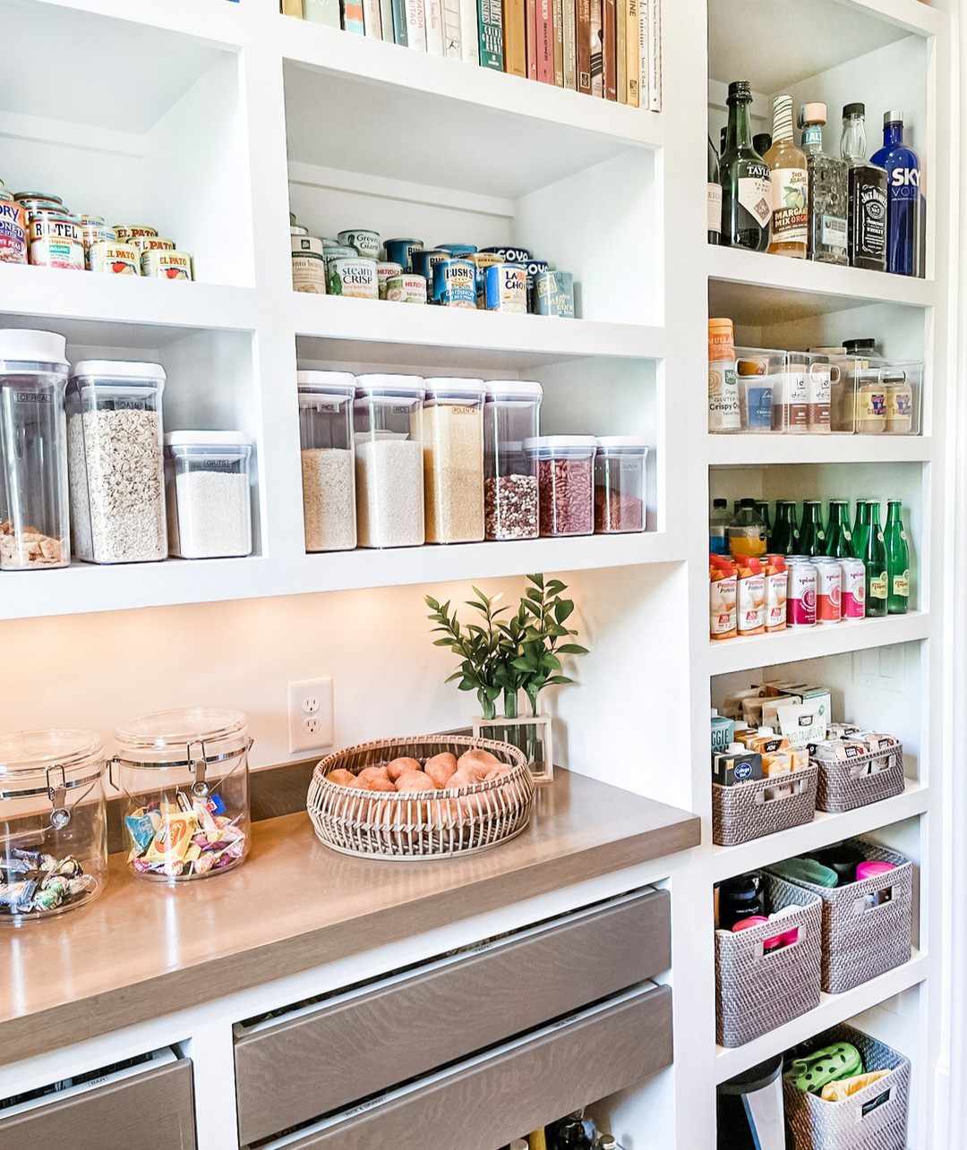 18 Creative Canned Food Storage Ideas to Maximize Your Cabinet Space