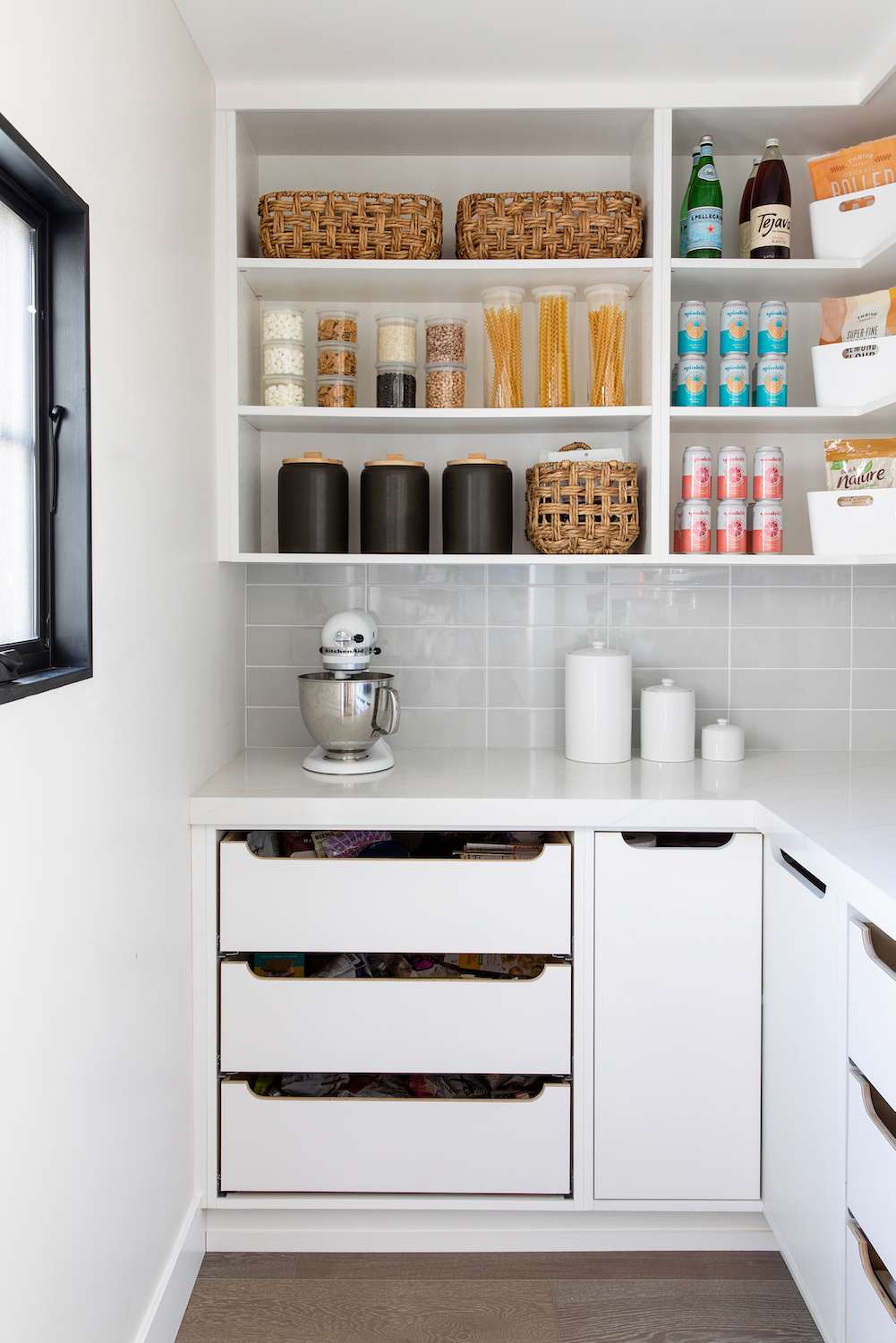 37 Pantry Shelving Ideas to Organize Your Stockpile